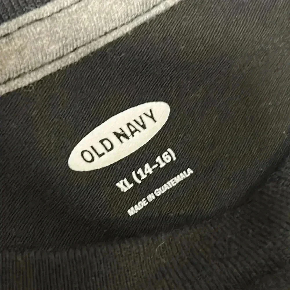 Old Navy Tshirt